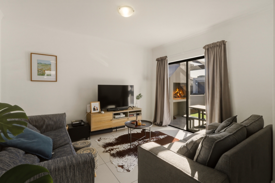 3 Bedroom Property for Sale in Aan de Wijnlanden Western Cape